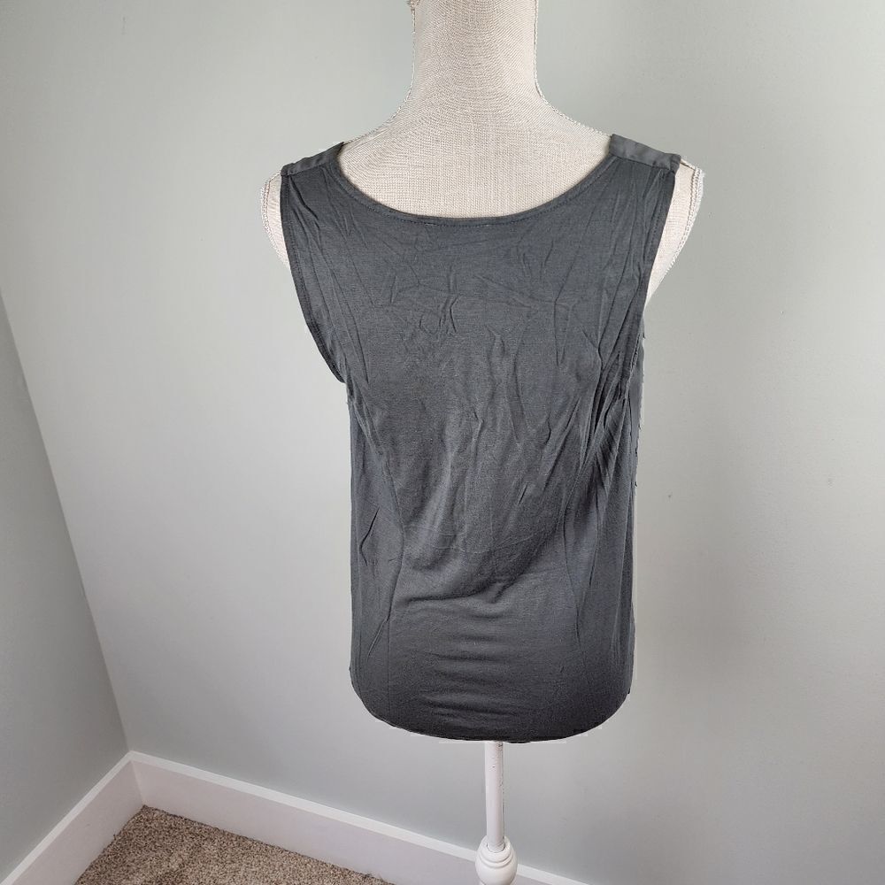 Gianetta Women’s Sleeveless Knit Back Woven Front Top Size Medium - Picture 4 of 6
